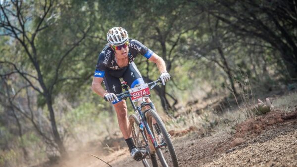 Kleinhans, De Groot defeat the Monster on first attempt