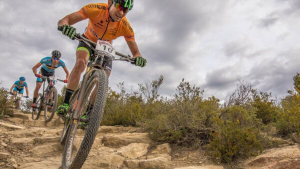 Kansai Plascon pairs Knox with Paez in Cape Epic victory quest