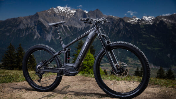It’s up, up and away with the new Trek Powerfly!