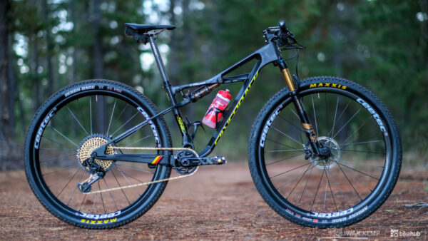 Bike Check: Jennie Stenerhag’s Silverback Stratos SBC
