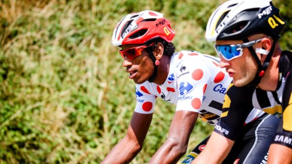 MET to auction MTN-Qhubeka’s Tour de France helmets for Qhubeka