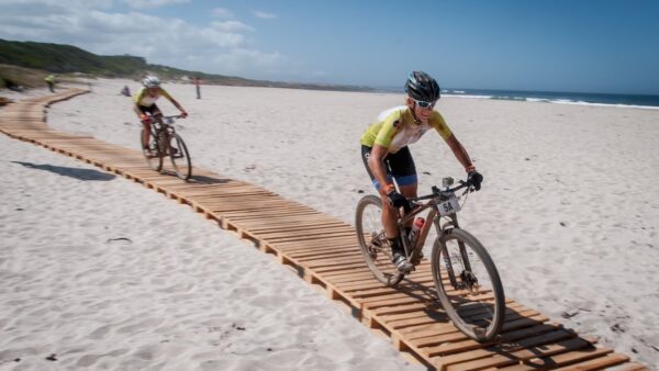 Kleinhans, De Groot prepare for a monster