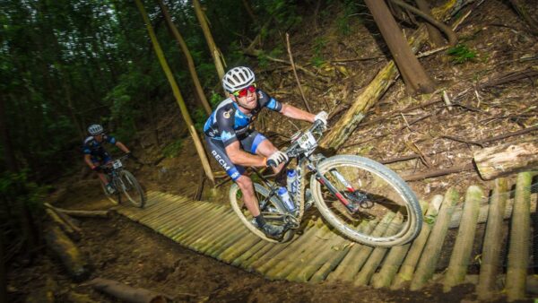 Reid, Kleinhans secure second stage victory at FNB W2W MTB Race