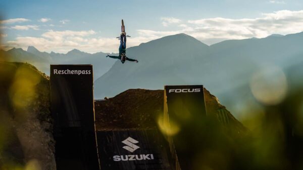 Video: Suzuki Nine Knights | The Documentary