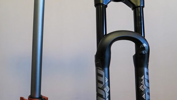 First Look Friday: MRP Stage fork and guides, Spurcycle Bell, and Giant Numen Mini TL
