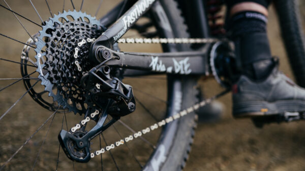 SRAM crank it to 52 tooth with new Eagle groupsets