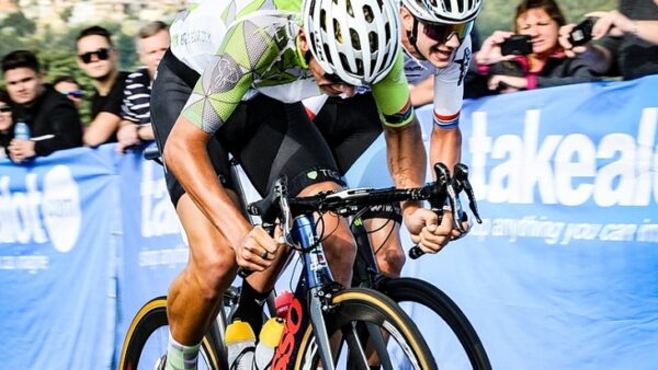 Oosthuizen outduels Pritzen to take Berge & Dale