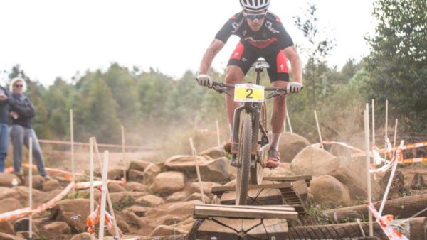 Reid bounces back in electrifying XCO Champs finish