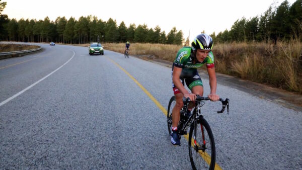 Smit time-trials to first yellow jersey at Jock Tour