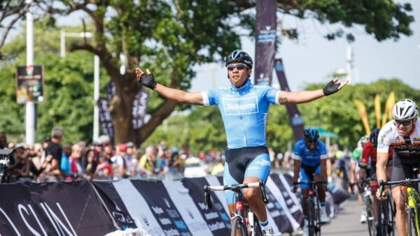Nolan and Le Court claim 30th Tsogo Sun Amashova Durban Classic
