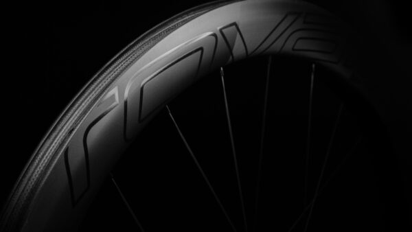 Roval Components introduces CLX 50 carbon wheels