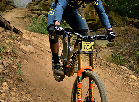 Report: 2019 WC DH Series #4 and WC Championships at Vuurberg