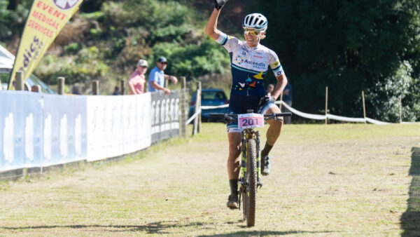 Five out of five for De Groot, Bell takes first title at MTB Marathon Champs