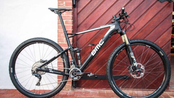 First Look Friday: BMC Fourstroke, Specialized Andorra, Sox Footwear, and CAM clothing