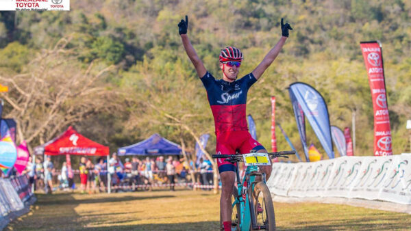 Hatherly and Strauss new XCO Champs; Potgieter heads DHI Game