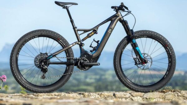 Specialized expand e-bike range with Turbo Levo trail bike