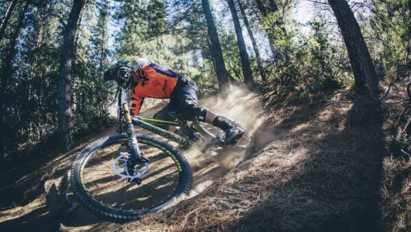 Johann Potgieter wins WC Downhill round three