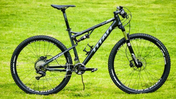 First Look Friday: Titan Sonic; Crankbrothers Highline; Momsen All-Rise; and Camelbak Kudu