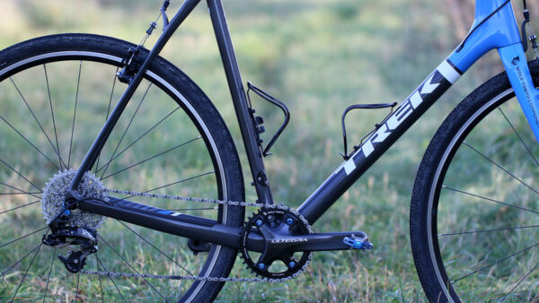 Wolf Tooth Components releases one-by chainrings for Shimano road cranks