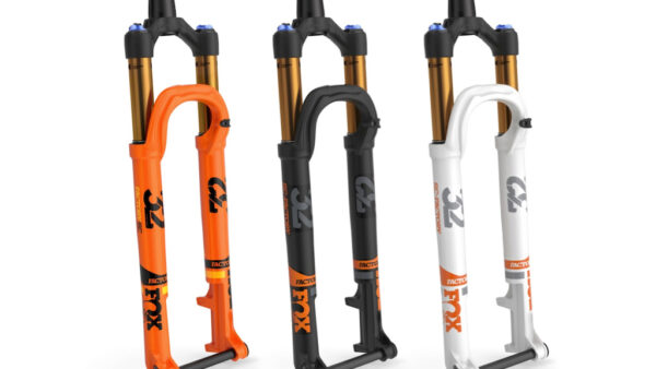 Fox announces lightweight 32 Step-Cast fork