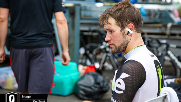 Reinardt Janse van Rensburg attacks at Tour Down Under