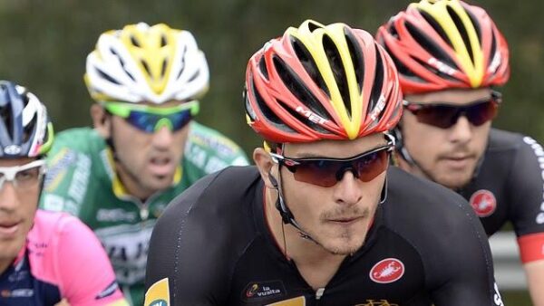 Wind Blows Vuelta Stage 8 Apart