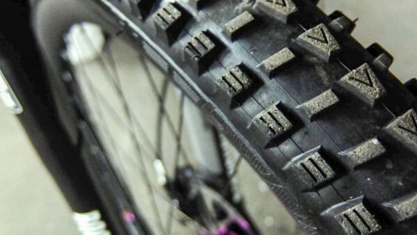 Review: Vee Crown F tyres