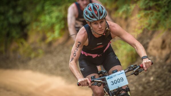 Peters, Reeves crowned champions at XTERRA Buffelspoort Lite