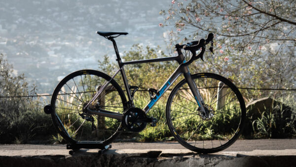 Review: SwiftCarbon Attack G2 Disc Ultegra