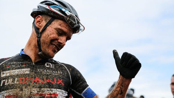 Croeser, Kleinhans master the mud to claim Ballito MTB titles