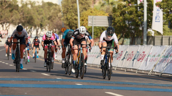 Willeit And Barrett Sprint To Cape Town Cycle Tour Titles