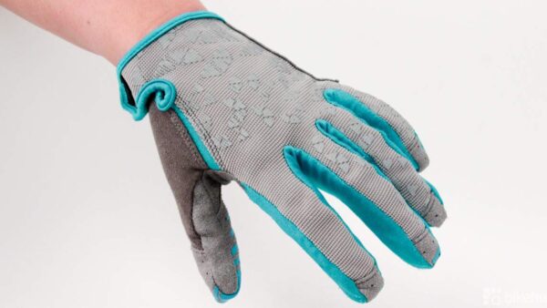 Review: Specialized Women’s LoDown gloves