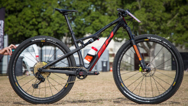 Bike Check: Annie Last’s BH Lynx Race