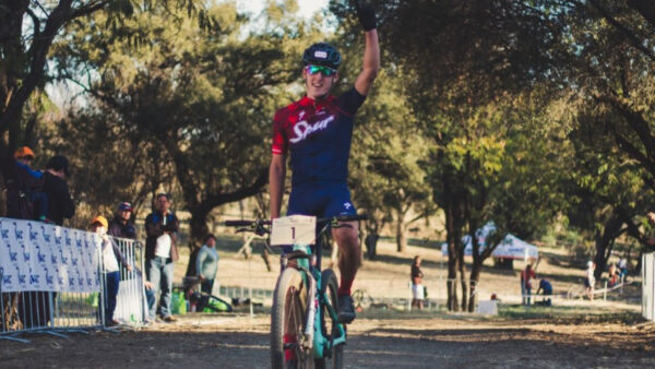 Alan Hatherly defends Elite SA XCO jersey in Bloemfontein