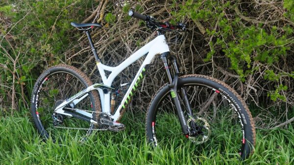 First Look Friday: Niner R.I.P. 9 RDO; Darkhorse Wheels MTB wheels; and FUNN Mamba pedals