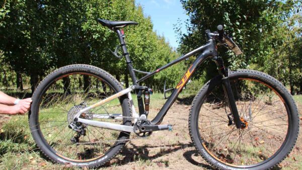 Bike Check: Martin Gujan’s Silverback Superbike Concept
