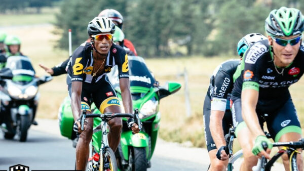 Tour du Poitou Charentes #1: Teklehaimanot jumps late to take 7th