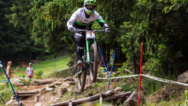 Johannes Fischbach and Jana Bartova win in Spicak