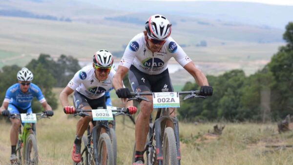 Combrinck, Bell bounce back at joBerg2c