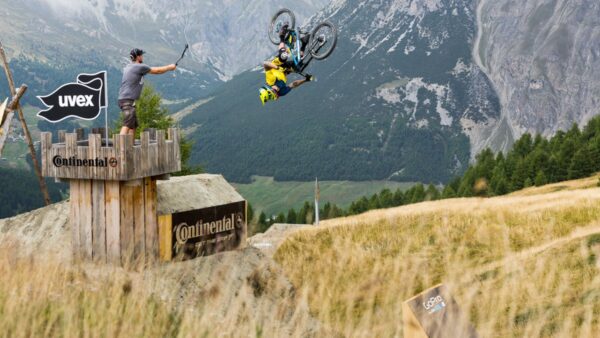 Video: A week of action at Suzuki Nine Knights MTB 2015