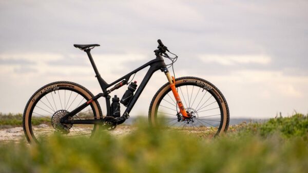 Review: Titan Racing Cypher RS Carbon Ultimate