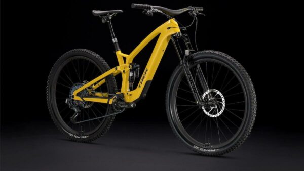 Meet the new mid-level assist Trek Fuel EXe e-mountain bike