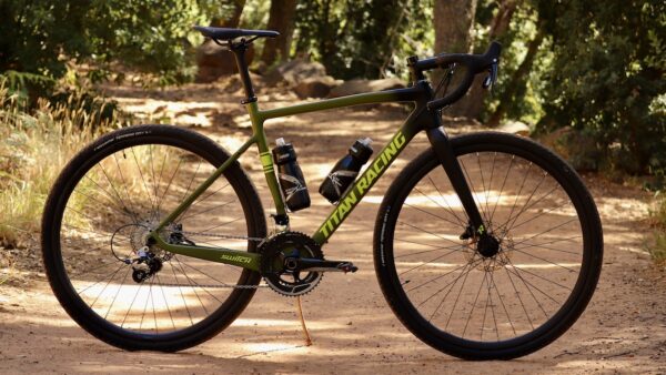 Review: Titan Racing Switch Carbon Elite