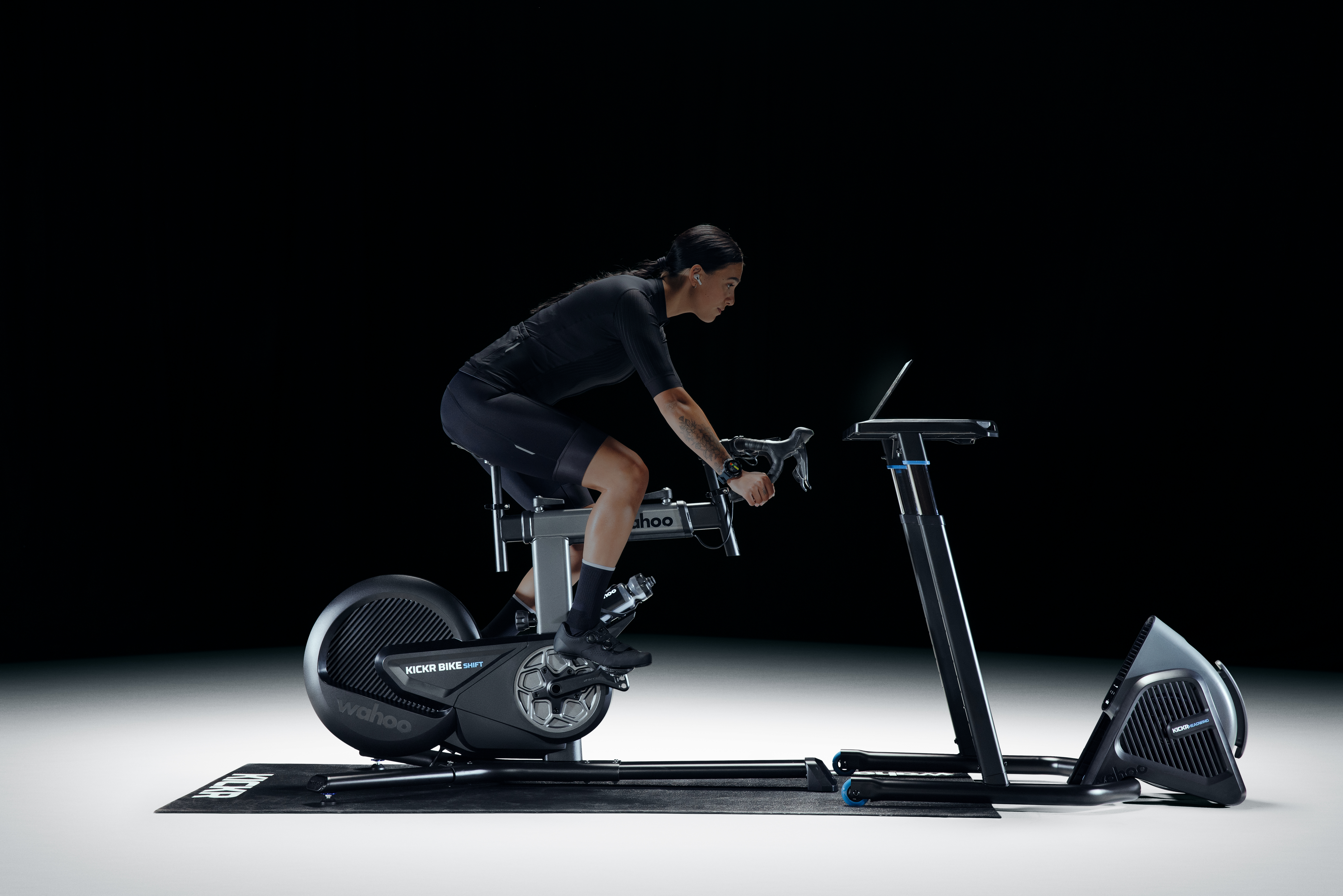 Wahoo_KICKR-BIKE-