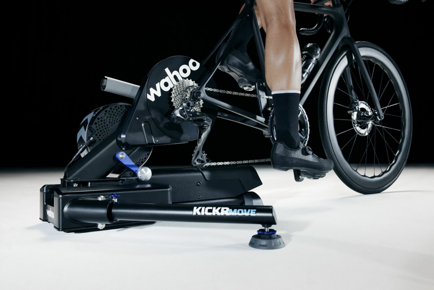 Wahoo KICKR MOVE WFBKTR123 PRODUCT DETAILS 02614 01