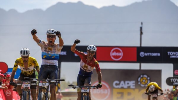 Cape Epic Stage 1: BUFF-MEGAMO and GHOST Factory Racing sprint to victory