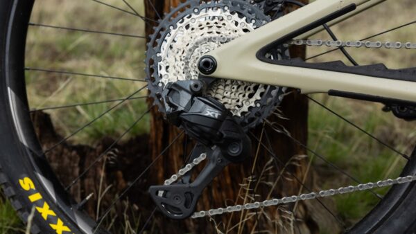Shimano DEORE XT Di2 Goes Wireless