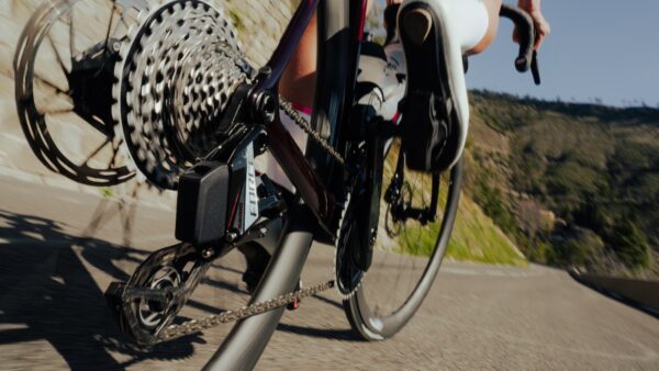 SRAM Unveils Revamped Force and Rival AXS