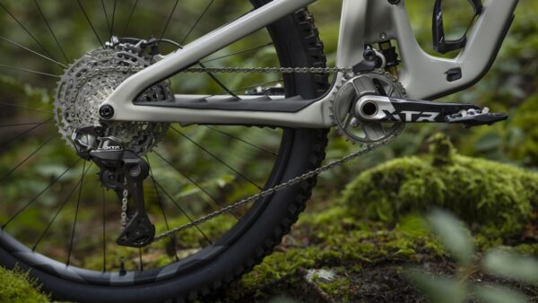 Shimano Unveils New XTR M9200 Di2 Wireless Components