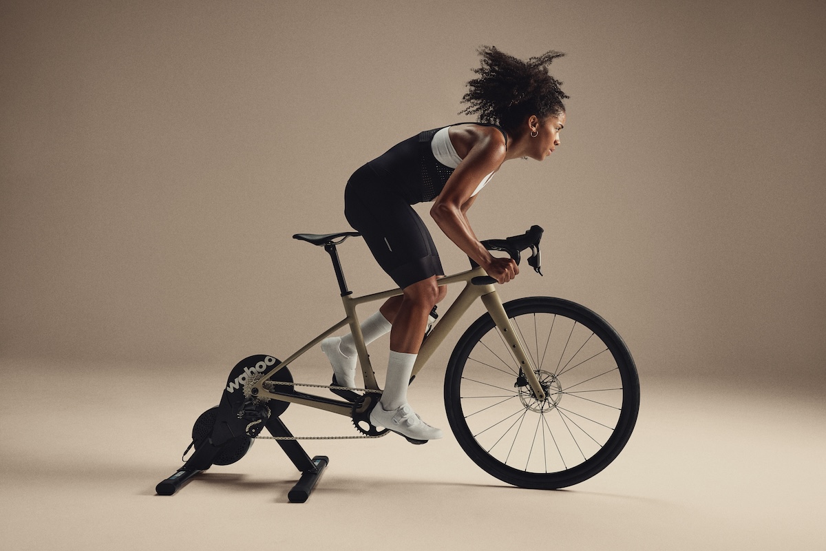 Wahoo KICKR CORE 2 WFBKTR125 11S1128 CAMPAIGN RIDING 02125 01